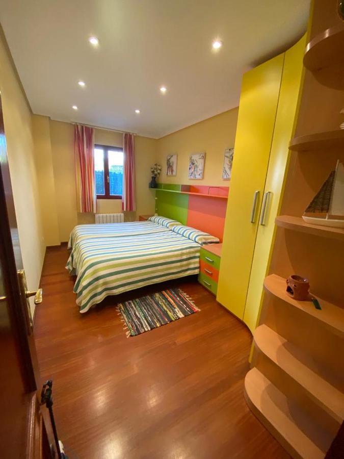 Apartamento En Complejo Residencial Rovacias Comillas Ngoại thất bức ảnh