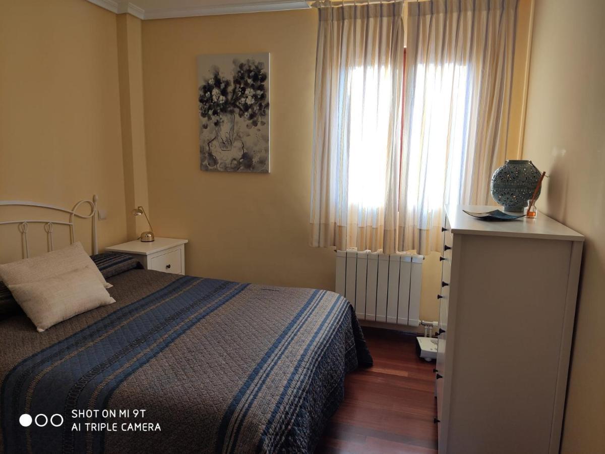 Apartamento En Complejo Residencial Rovacias Comillas Ngoại thất bức ảnh